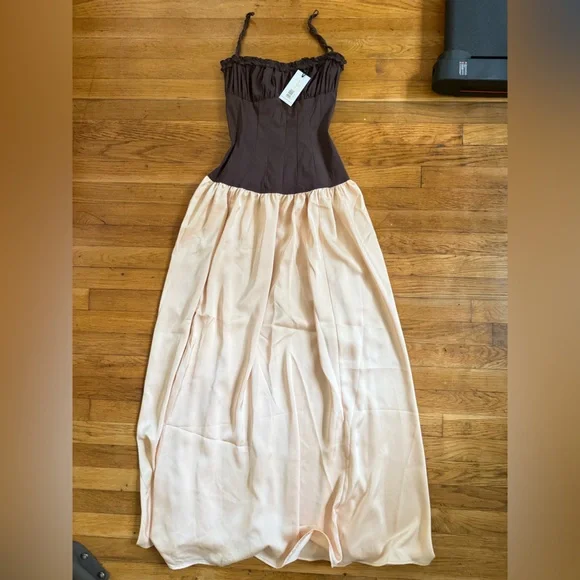 weworewhat ruffle corset maxi dress WeWoreWhat Ruffle Corset Maxi Dress in Chestnut & Blush